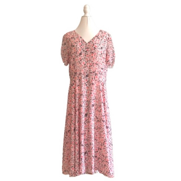 Talbots Dresses & Skirts - Talbots Dress Pink Floral Button Front Short Sleeve Flowy Midi Dress Size 12